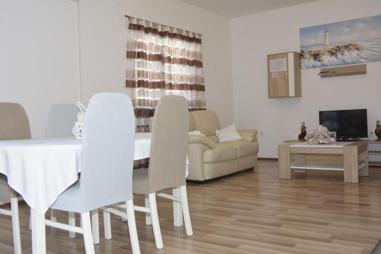 Apartment Lana Zengg Kültér fotó